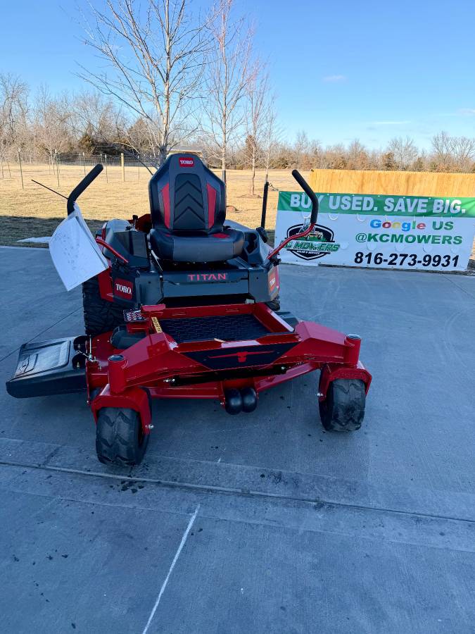 2025 Toro Titan 