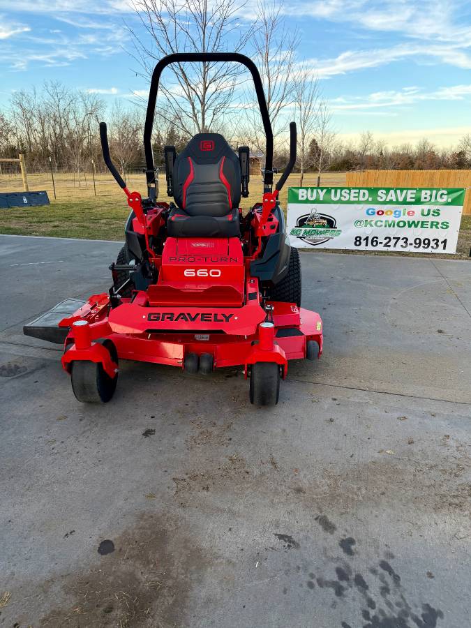 2023 Gravely Pro Turn 660