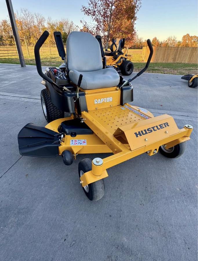 2018 Hustler Raptor